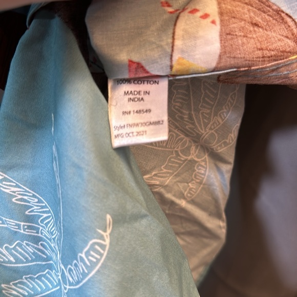 NWT Men’s Free Planet Buttons Down Short Sleeves Coconut Tropical Shirt Medium - Picture 7 of 7